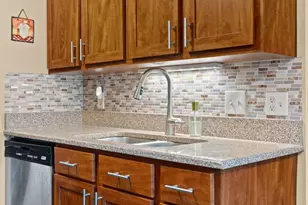 14309 Bedford Dr, Eden Prairie, MN 55346 - Photo 5