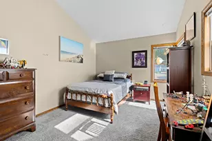 14309 Bedford Dr, Eden Prairie, MN 55346 - Photo 13