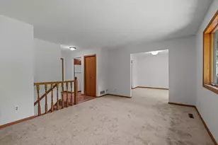 5200 W 135th St, Savage, MN 55378 - Photo 9