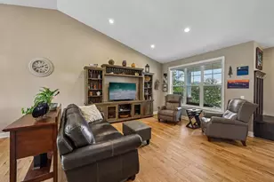 17301 Eastwood Ave, Lakeville, MN 55044 - Photo 7