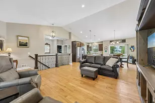 17301 Eastwood Ave, Lakeville, MN 55044 - Photo 15