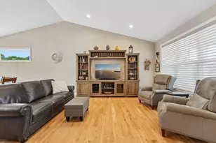 17301 Eastwood Ave, Lakeville, MN 55044 - Photo 13