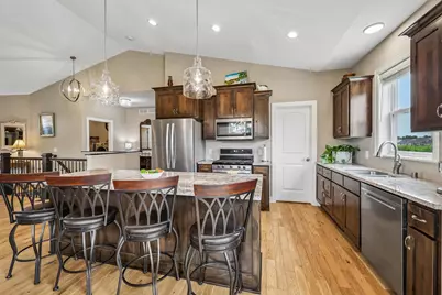 17301 Eastwood Avenue, Lakeville, MN 55044 - Photo 11