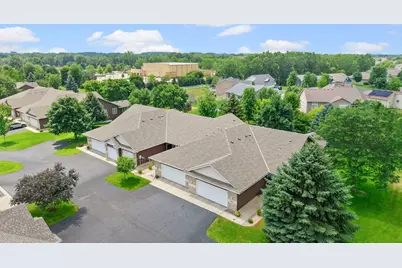6228 Creekview Lane N, Brooklyn Park, MN 55443 - Photo 3