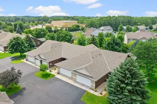 6228 Creekview Ln N, Brooklyn Park, MN 55443 - Photo 3