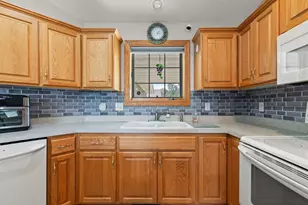 6228 Creekview Ln N, Brooklyn Park, MN 55443 - Photo 31