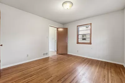 2213 Dellridge Avenue, Saint Paul, MN 55119 - Photo 17