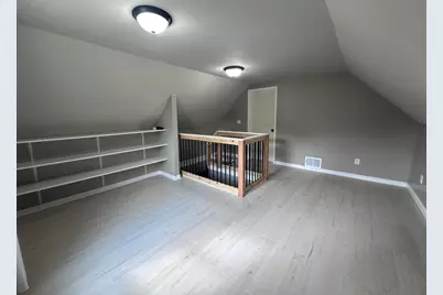 213 11th Avenue SW, Austin, MN 55912 - Photo 11