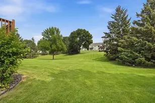 9816 Zinnia Ln N, Maple Grove, MN 55369 - Photo 17