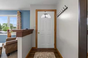 3617 Ensign Ave N, New Hope, MN 55427 - Photo 9