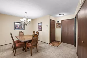 5217 Balmoral Ln, Bloomington, MN 55437 - Photo 13