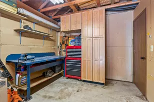 5217 Balmoral Ln, Bloomington, MN 55437 - Photo 29