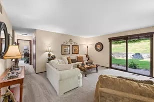 5217 Balmoral Ln, Bloomington, MN 55437 - Photo 3