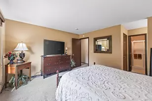5217 Balmoral Ln, Bloomington, MN 55437 - Photo 17
