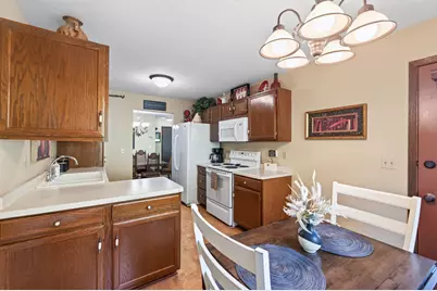 5217 Balmoral Lane, Bloomington, MN 55437 - Photo 11
