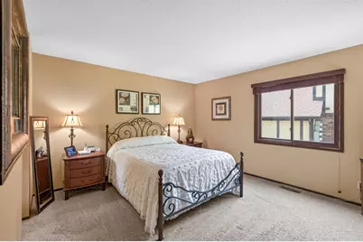5217 Balmoral Lane, Bloomington, MN 55437 - Photo 15