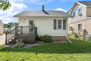 909 11th St NW, Austin, MN 55912 - Photo 25