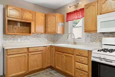 909 11th Street NW, Austin, MN 55912 - Photo 15