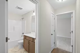 5832 Perry Ave N, Crystal, MN 55429 - Photo 13