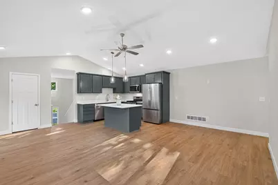 5832 Perry Avenue N, Crystal, MN 55429 - Photo 13