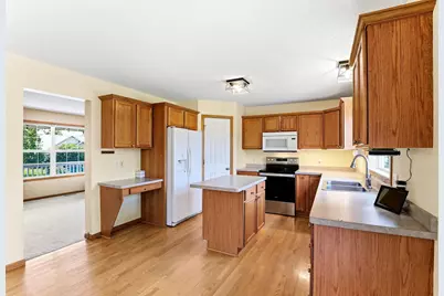 1414 Sunbird Lane, Faribault, MN 55021 - Photo 15