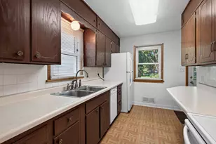 2909 Pascal St, Roseville, MN 55113 - Photo 11