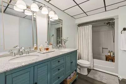 2053 Edgerton Street, Maplewood, MN 55117 - Photo 31
