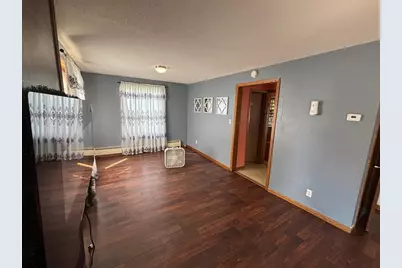 1010 Trott Avenue SW, Willmar, MN 56201 - Photo 3
