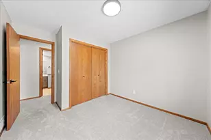7647 Afton Ct, Woodbury, MN 55125 - Photo 17