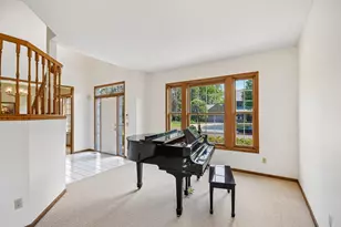 503 Abbey Way, Mendota Heights, MN 55120 - Photo 3
