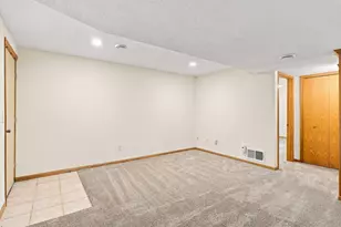 13412 Arden Cir, Burnsville, MN 55337 - Photo 15