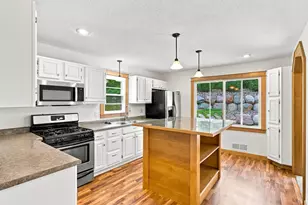 13412 Arden Cir, Burnsville, MN 55337 - Photo 3