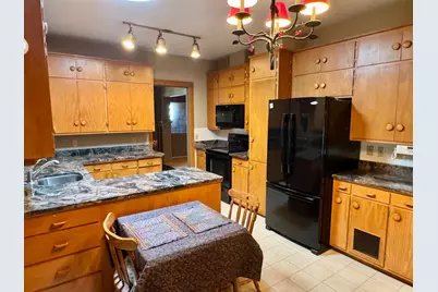 1008 W Ash Avenue, Olivia, MN 56277 - Photo 9