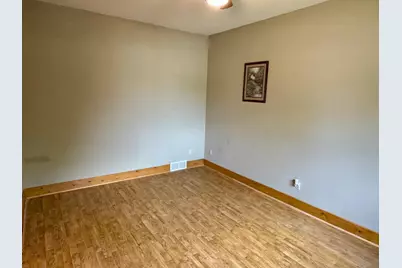 1008 W Ash Avenue, Olivia, MN 56277 - Photo 29