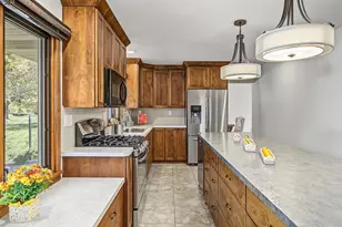 3201 Townview Ave NE, Saint Anthony, MN 55418 - Photo 11