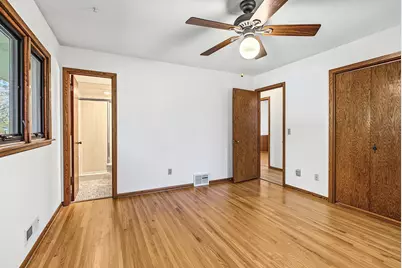 3201 Townview Avenue NE, Saint Anthony, MN 55418 - Photo 17