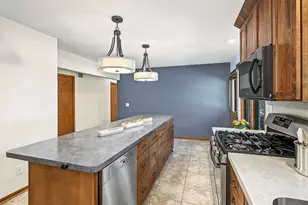 3201 Townview Ave NE, Saint Anthony, MN 55418 - Photo 13