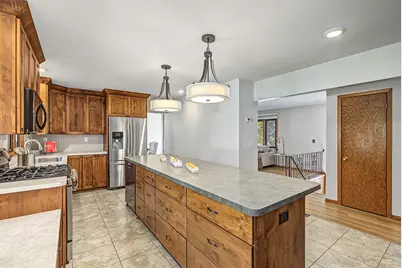 3201 Townview Avenue NE, Saint Anthony, MN 55418 - Photo 3