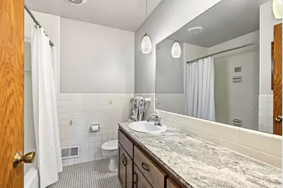 3201 Townview Avenue NE, Saint Anthony, MN 55418 - Photo 21