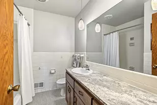 3201 Townview Ave NE, Saint Anthony, MN 55418 - Photo 21
