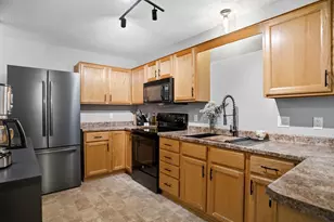 8854 Spring Ln, Woodbury, MN 55125 - Photo 17