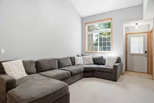 8854 Spring Ln, Woodbury, MN 55125 - Photo 9