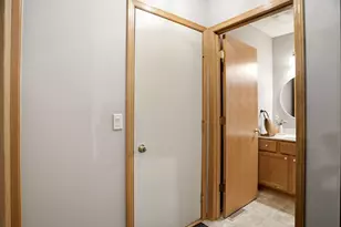 8854 Spring Ln, Woodbury, MN 55125 - Photo 21