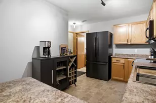 8854 Spring Ln, Woodbury, MN 55125 - Photo 15