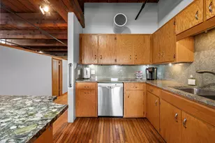 716 N 1st St, Minneapolis, MN 55401 - Photo 39