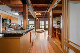 716 N 1st St, Minneapolis, MN 55401 - Photo 33