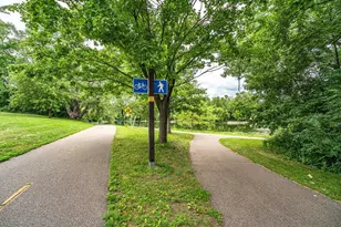 2895 James Ave S, Minneapolis, MN 55408 - Photo 41