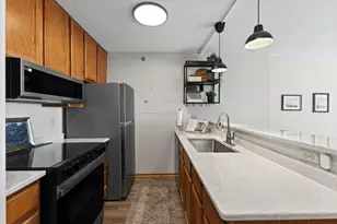 433 S 7th St, Minneapolis, MN 55415 - Photo 3
