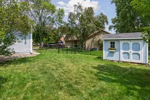 9203 Xenium Ln N, Maple Grove, MN 55369 - Photo 31