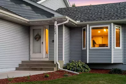 9203 Xenium Lane N, Maple Grove, MN 55369 - Photo 3